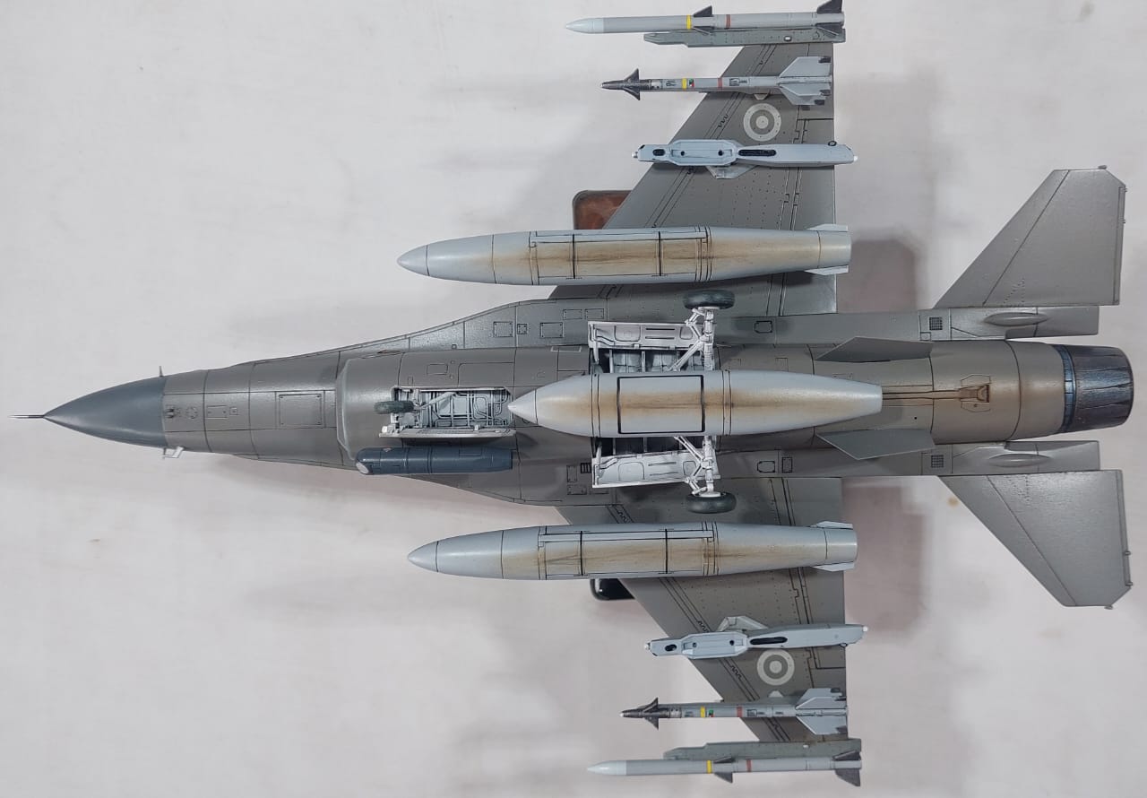 Detalle F-16 A Fuerza Aerea Argentina 1/48 Con Aerocalcas