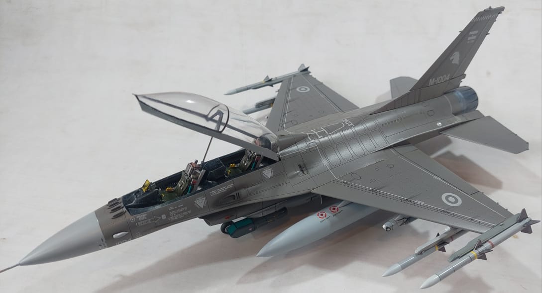 Detalle F-16 A Fuerza Aerea Argentina 1/48 Con Aerocalcas