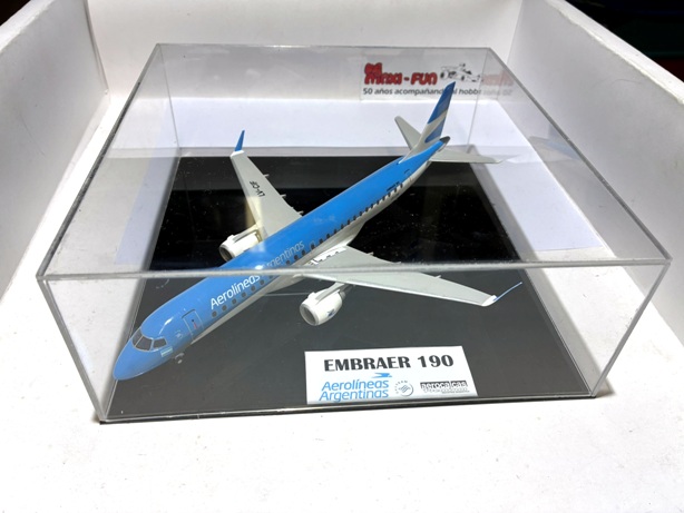 Embraer 190 Aerolineas Argentinas Esc.1/144 Revell By Aerocalcas