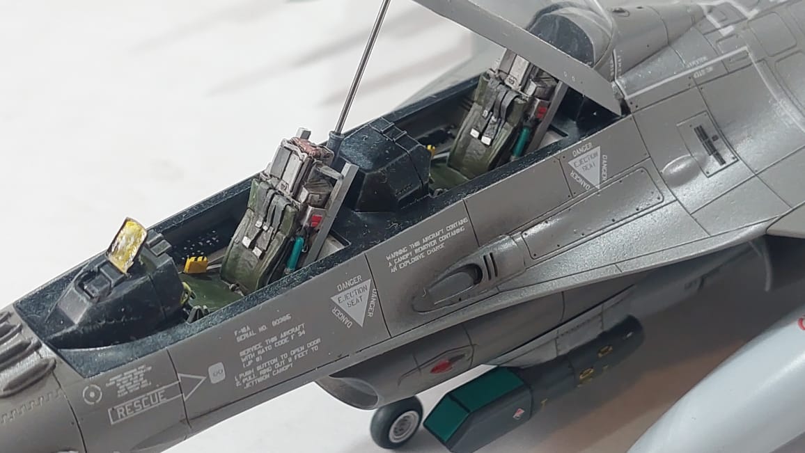 Detalle F-16 A Fuerza Aerea Argentina 1/48 Con Aerocalcas