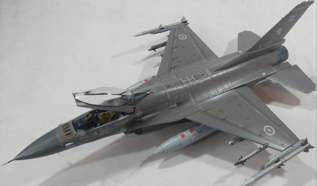 Detalle F-16 A Fuerza Aerea Argentina 1/48 Con Aerocalcas